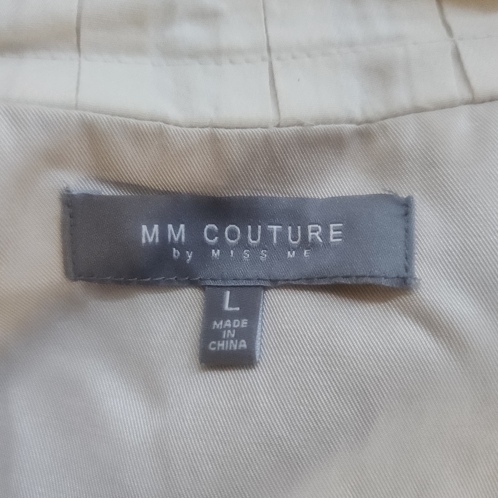 Women's Elegant Cream Bomber Jacket - Picture 5 of 6